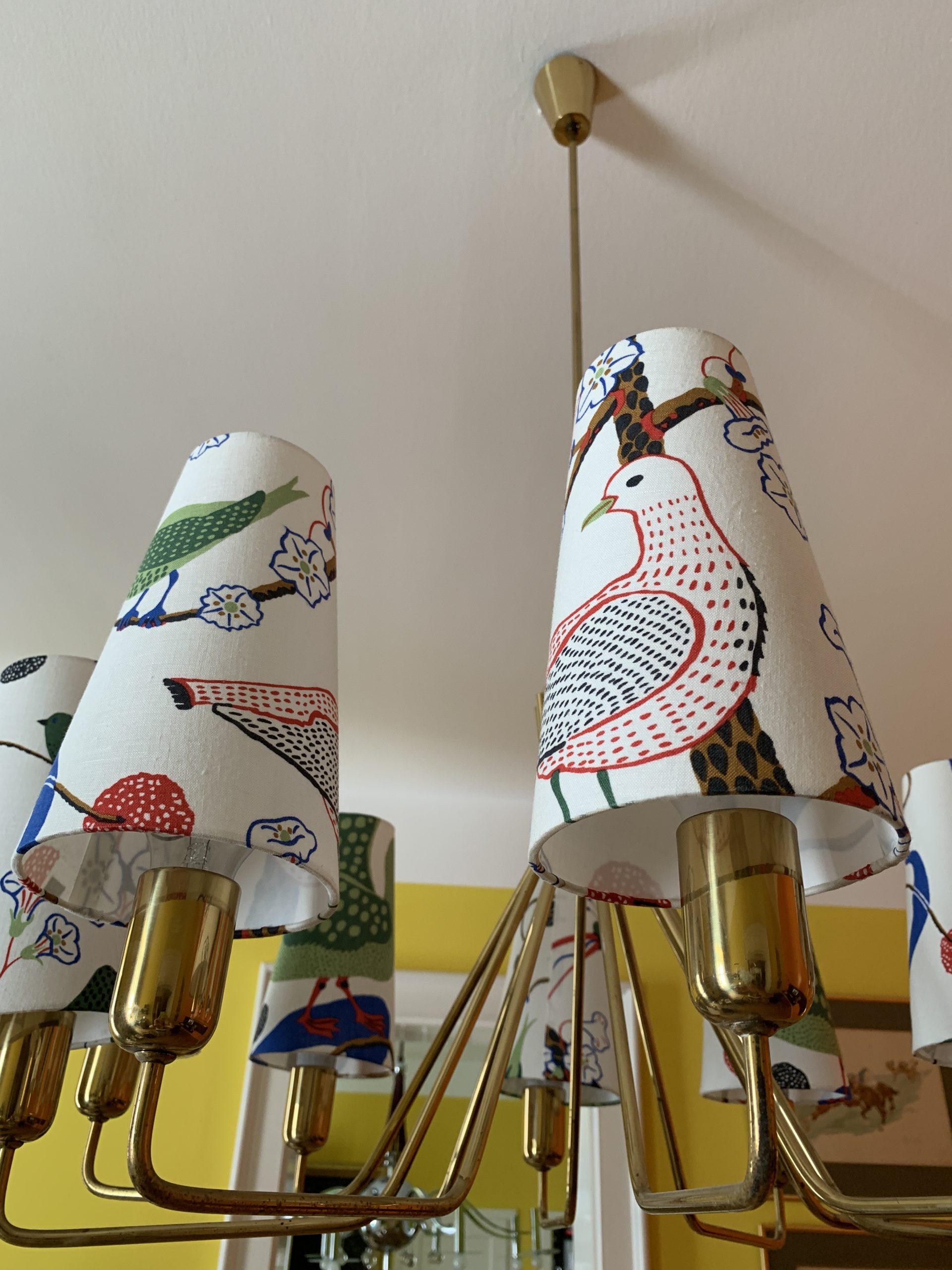 Josef Frank Lampe 10-Armige Messingluster Grüner Vogel 2